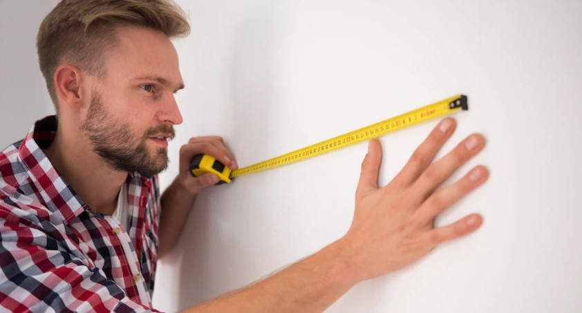 Як вирівняти стіни у квартирі або будинку?
