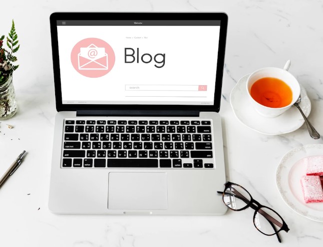 How to Create Your Own Blog Website?