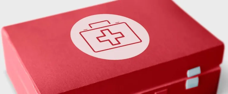 Автомобільна аптечка