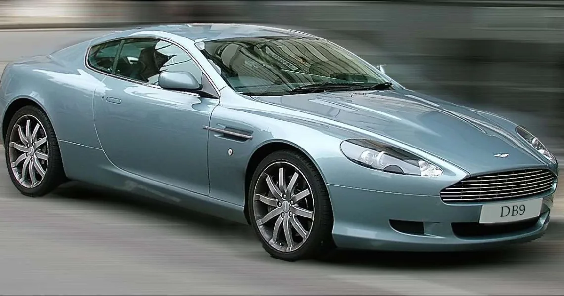Aston Martin DB9