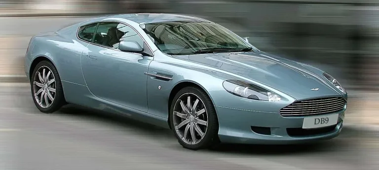 Aston Martin DB9