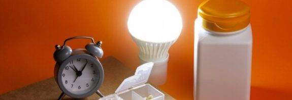 How much a light bulb consumes per hour лампочка