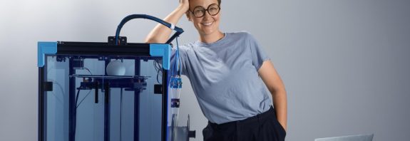 How a 3D Printer Works Як працює 3D-принтер