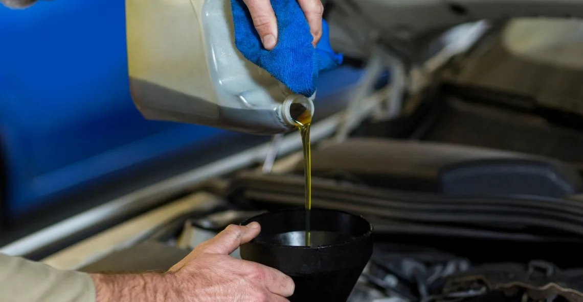 Як підібрати мастило до авто