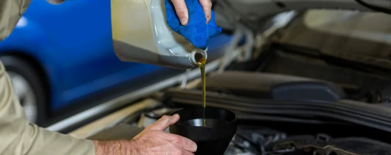 Як підібрати мастило до авто